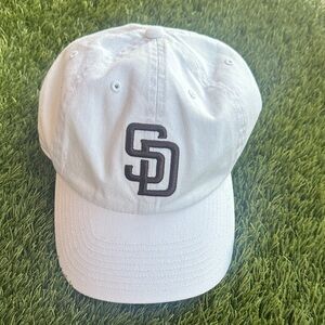 47 White San Diego Padres SD Padres Women’s adjustable hat MLB
